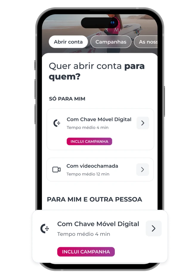 Ecrã de telemóvel a mostrar as opções digitais para abrir conta no Millennium bcp: "só para mim" ou "para mim e para outra pessoa", com Chave Móvel Digital e em campanha