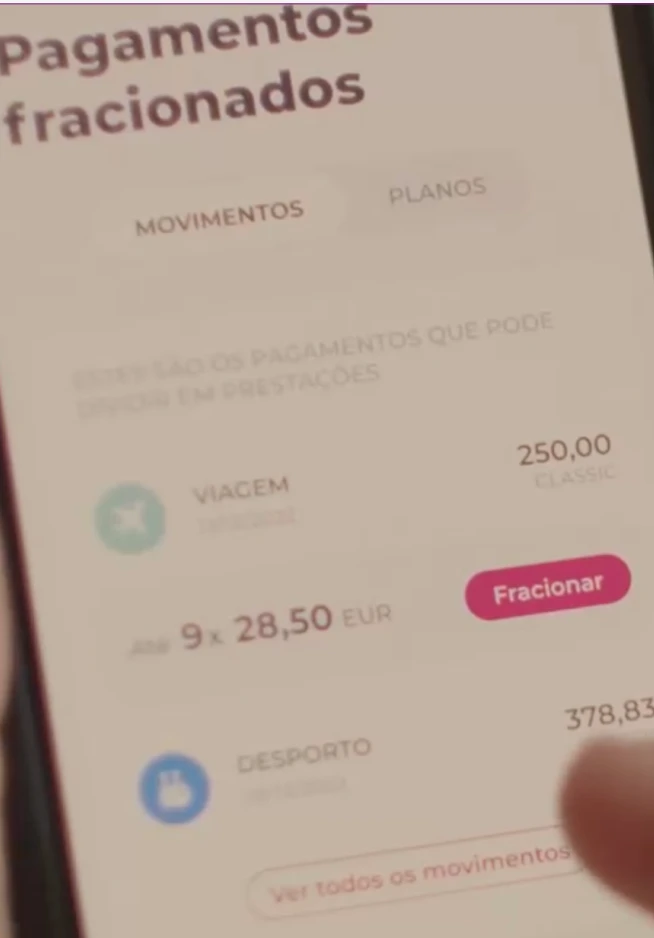 Ecrã da App Millennium com a possibilidade de fracionar em 9x o pagamento "Viagem" de 250,00€ feita com o cartão Classic