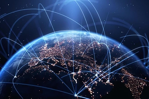 Planeta Terra com uma rede global de ligações a conectar os continentes