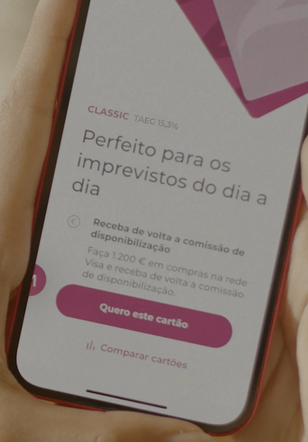 Telemóvel com a App Millennium na área de pedir cartão