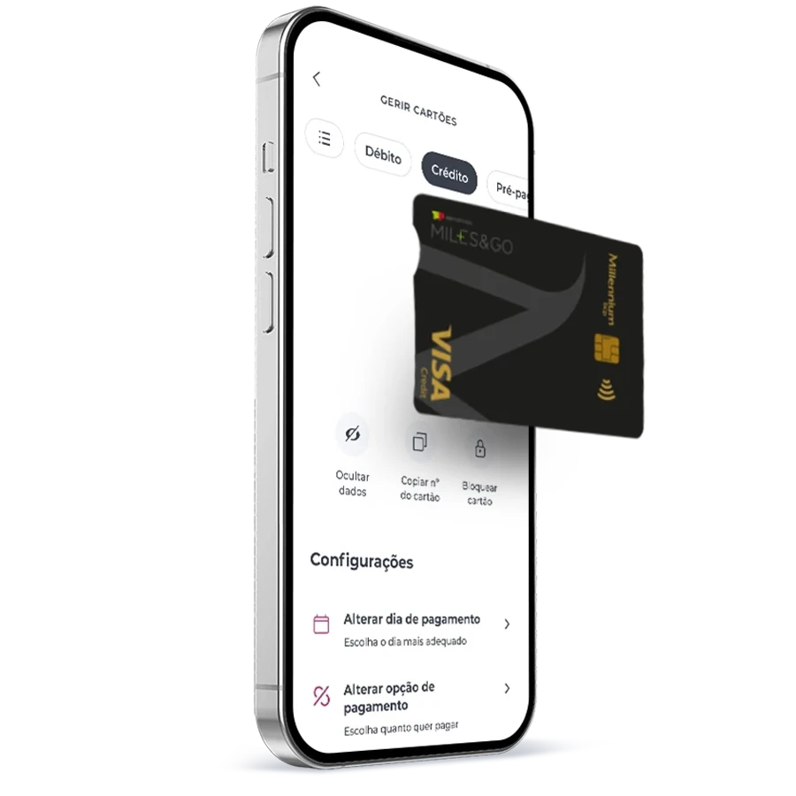 telemóvel com ecrã da App Millennium e cartão TAP Gold em cima